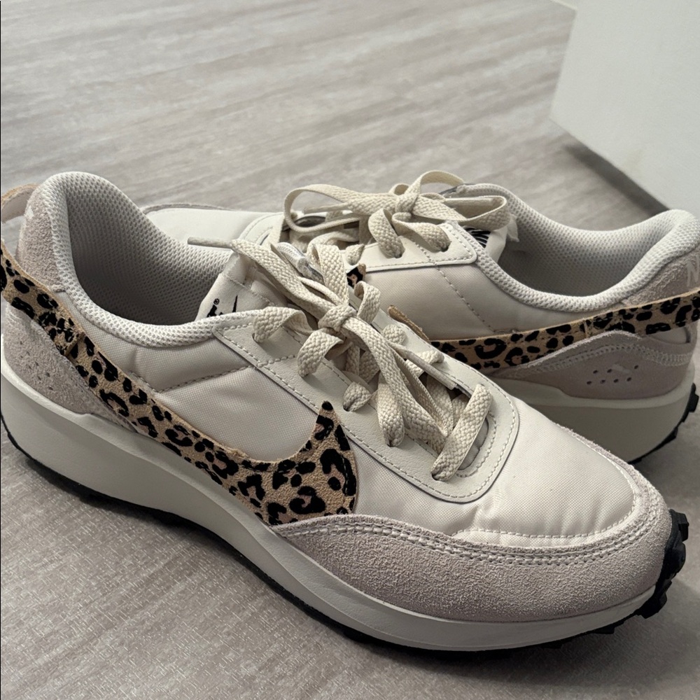 Brand new never worn!Nike Waffle Debut Stylish Leopard Print Women's Sneakers